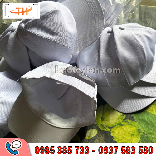 Nón lưỡi trai trắng basic hàng sẵn số lượng Nón lưỡi trai trắng basic hàng sẵn số lượng