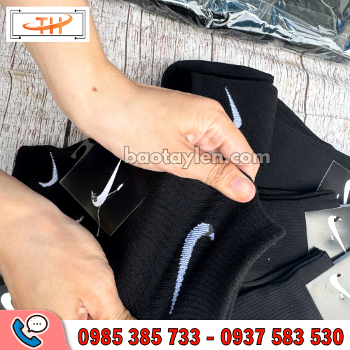 Vớ thể thao co giãn tốt Vớ thể thao co giãn tốt