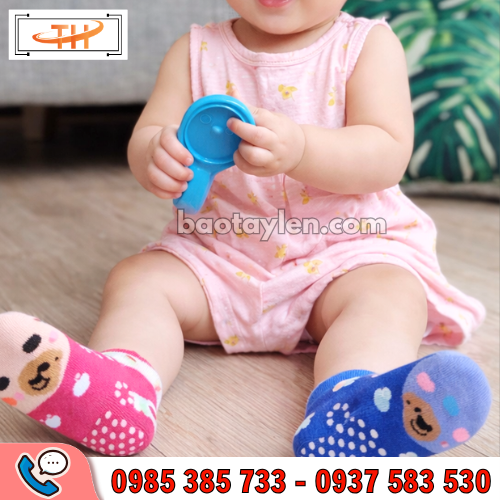 tất trẻ em form ôm chân tất trẻ em form ôm chân