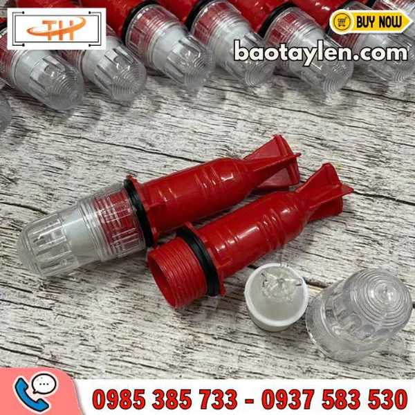 Đèn cảnh báo trên biển