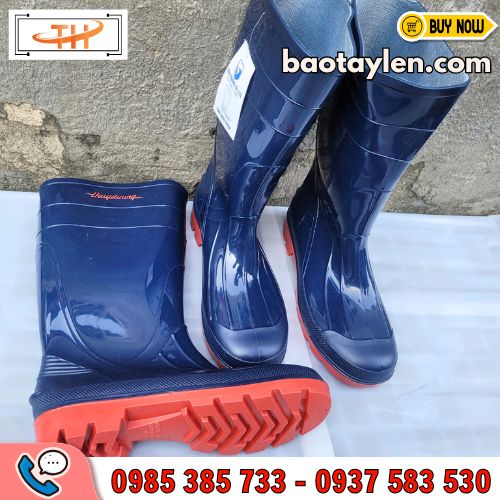 Ủng bảo hộ mũi thép sẵn tại Thu Hồng Ủng bảo hộ mũi thép sẵn tại Thu Hồng