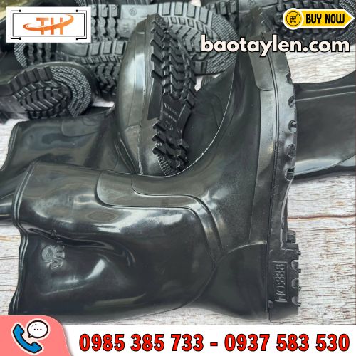 Ủng bảo hộ Vitas chất liệu nhựa PVC cao cấp Ủng bảo hộ Vitas chất liệu nhựa PVC cao cấp