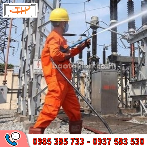 Ủng cách điện cao su được ứng dụng để bảo hộ trong quá trình làm việc Ủng cách điện cao su được ứng dụng để bảo hộ trong quá trình làm việc