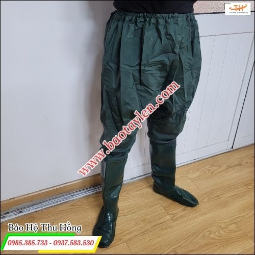 Ủng đi mưa, ủng lội nước, ủng liền quần. Ủng đi mưa, ủng lội nước, ủng liền quần.