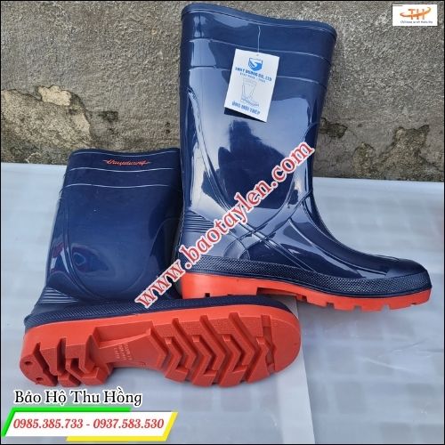 Ủng bảo hộ lao động mũi thép - ủng chống đinh. Ủng bảo hộ lao động mũi thép - ủng chống đinh.