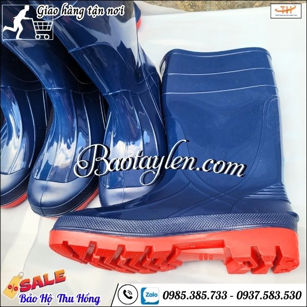 Ủng Thùy Dương chống đinh mũi thép. Ủng Thùy Dương chống đinh mũi thép.