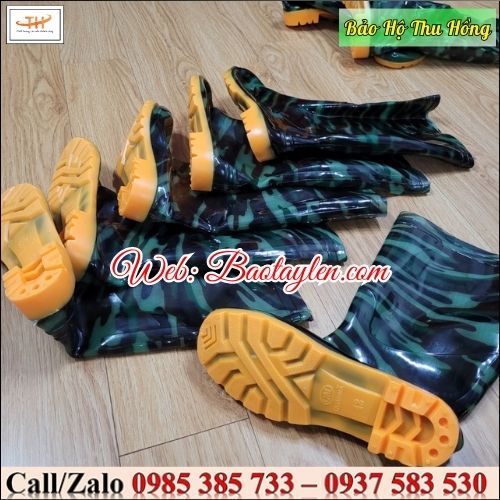 Thu Hồng chuyên cung cấp ủng nhựa - ủng cao su giá sỉ rẻ nhất. Thu Hồng chuyên cung cấp ủng nhựa - ủng cao su giá sỉ rẻ nhất.