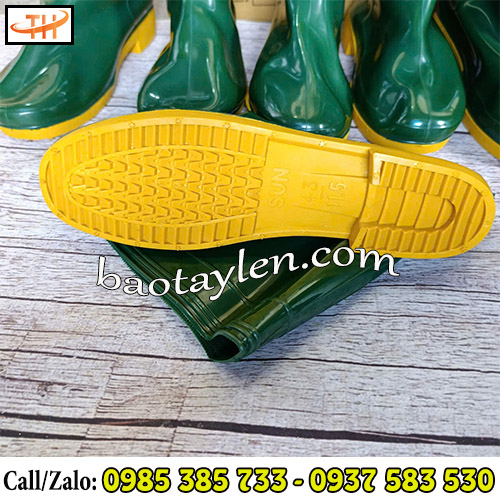 Ủng Sun xanh rêu đế vàng nổi bật Ủng Sun xanh rêu đế vàng nổi bật