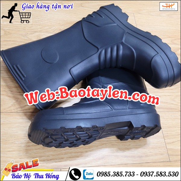 Ủng bảo hộ siêu nhẹ dễ dàng cho việc di chuyển Ủng bảo hộ siêu nhẹ dễ dàng cho việc di chuyển