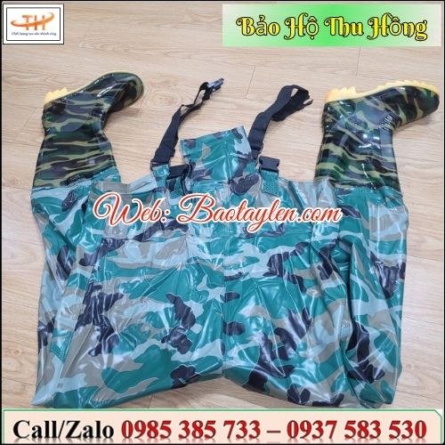Ủng có khóa gài điều chỉnh kích cỡ dễ dàng và thuận tiện. Ủng có khóa gài điều chỉnh kích cỡ dễ dàng và thuận tiện.