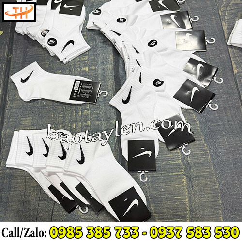 Nguồn sỉ vớ trắng nam nữ rẻ Nguồn sỉ vớ trắng nam nữ rẻ