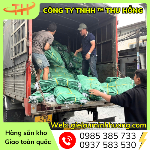10.000 bao tải xanh 60x100 loại 6kg và quéo vải bán sỉ cho công ty Đại Hùng 10.000 bao tải xanh 60x100 loại 6kg và quéo vải bán sỉ cho công ty Đại Hùng