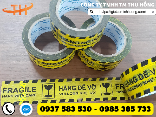 Băng keo in chữ hàng dễ vỡ vàng đen