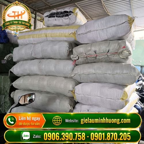 Bao tay len sợi poly đen bán sỉ đóng bao 500 đôi Bao tay len sợi poly đen bán sỉ đóng bao 500 đôi