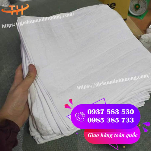 Giá bán khăn vuông lau bàn nhỏ là bao nhiêu?