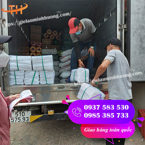 giao 70 cục túi PE trong suốt