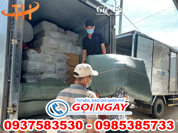 giao giẻ lau bao tay & bao tải ở Q3 02