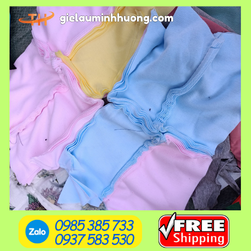 Giẻ vải lau may ghép nhiều miếng kích thước 20 - 40cm Giẻ vải lau may ghép nhiều miếng kích thước 20 - 40cm