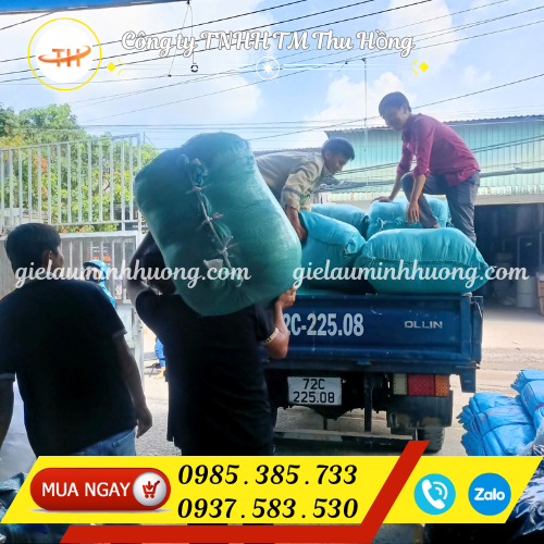 Khách ghé kho lấy 3000 ký giẻ lau miễn phí Khách ghé kho lấy 3000 ký giẻ lau miễn phí