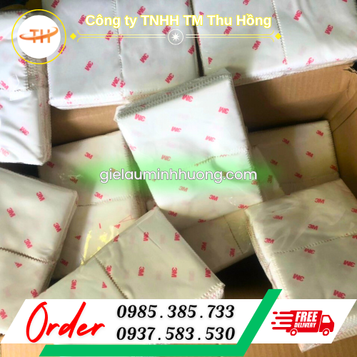 Khăn lau kính đóng bịch sẵn 100 cái Khăn lau kính đóng bịch sẵn 100 cái