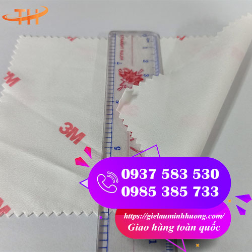 Khăn lau mắt kính in chữ 3M không bụi