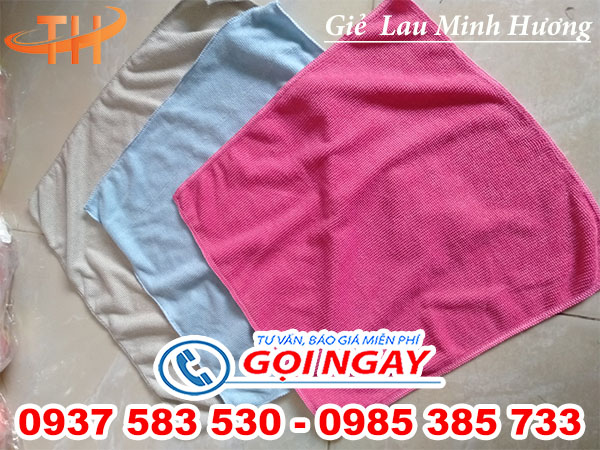 Khăn lau xe ô tô microfiber giá bao nhiêu?