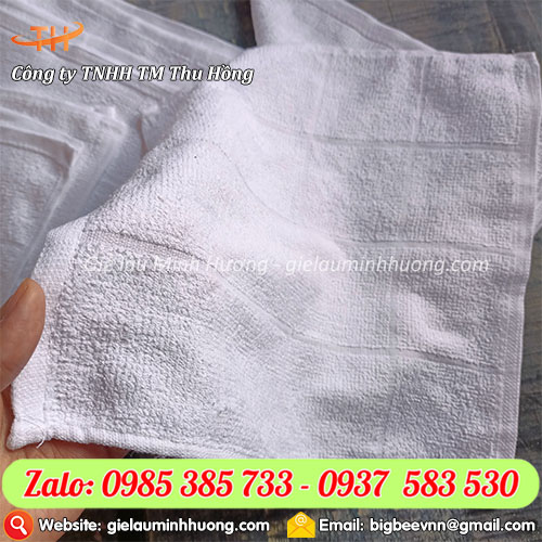 Khăn vuông màu trắng chất liệu cotton 28x28 Khăn vuông màu trắng chất liệu cotton 28x28