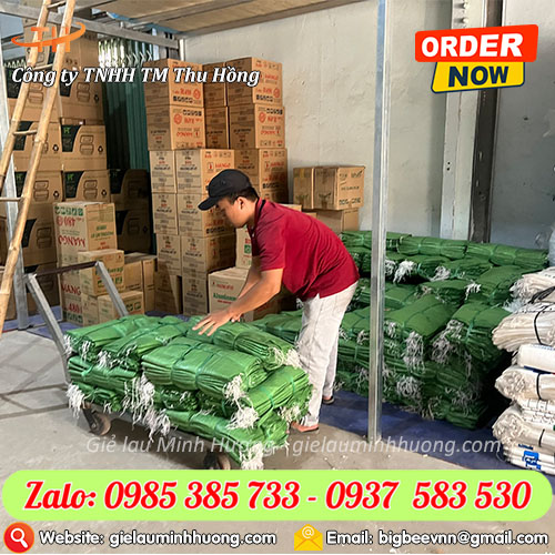 Lên hàng 15000 bao tải đựng nước đá 20kg Lên hàng 15000 bao tải đựng nước đá 20kg