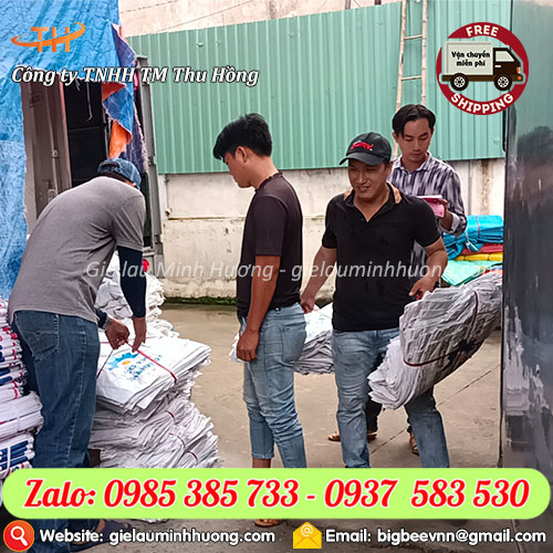 Mua bán bao tải trắng có quai số lượng lớn Mua bán bao tải trắng có quai số lượng lớn
