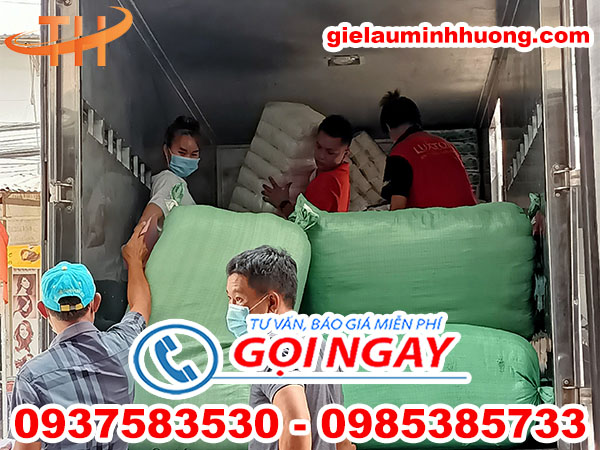 mua vải lau công nghiệp size nhỏ giá tốt tại xưởng Thu Hồng