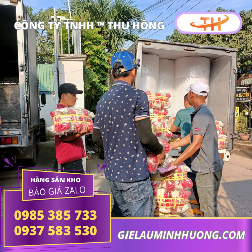 Giao hàng bao tay len nhúng nhựa Thu Hồng phân phối sỉ bao tay len nhúng nhựa 1 mặt tại kho