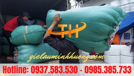 Thu Hồng chuyển 800kg vải lau máy trắng về Bình Dương