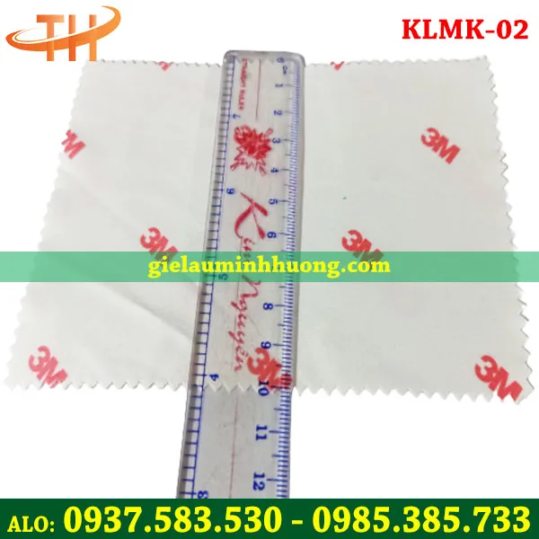 Khăn lau mắt kính in chữ 3M 