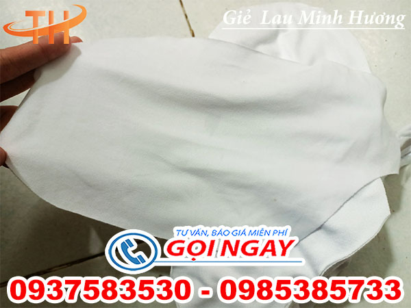 ưu điểm đặc biệt của vải lau trắng nhỏ cỡ bàn tay