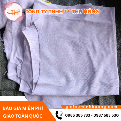 Vải lau màu khổ A4 là mặt hàng được xuất đi liên tục mỗi ngày Vải lau màu khổ A4 là mặt hàng được xuất đi liên tục mỗi ngày