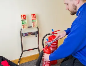 Nạp bình chữa cháy tại Phường Cầu Kho Quận 1 TPHCM