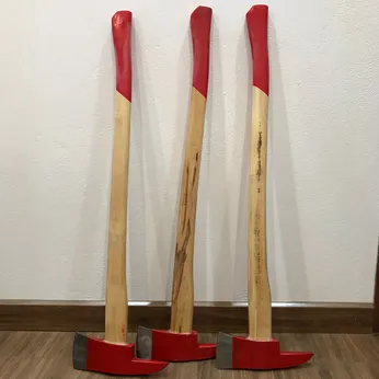 Rìu cứu nạn theo thông tư 150/2020/BCA (trọng lượng 2 kg, cán dài 90 cm, chất liệu thép cacbon cường độ cao)
