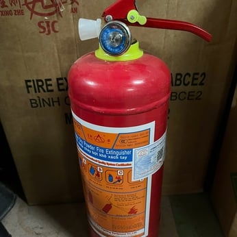 Bình chữa cháy bột ABC 2kg cho xe ô tô