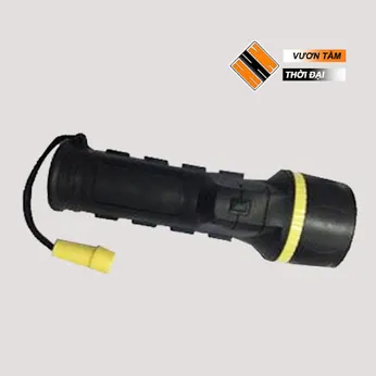 Đèn pin chữa cháy theo thông tư 150 (độ sáng 200lm, chịu nước IPX4)
