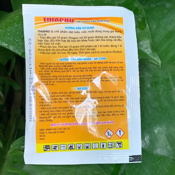 Thuốc diệt muỗi, ruồi, kiến, dán THIAPRO Gói 10gram Dùng Trong Gia Dụng và Y Tế
