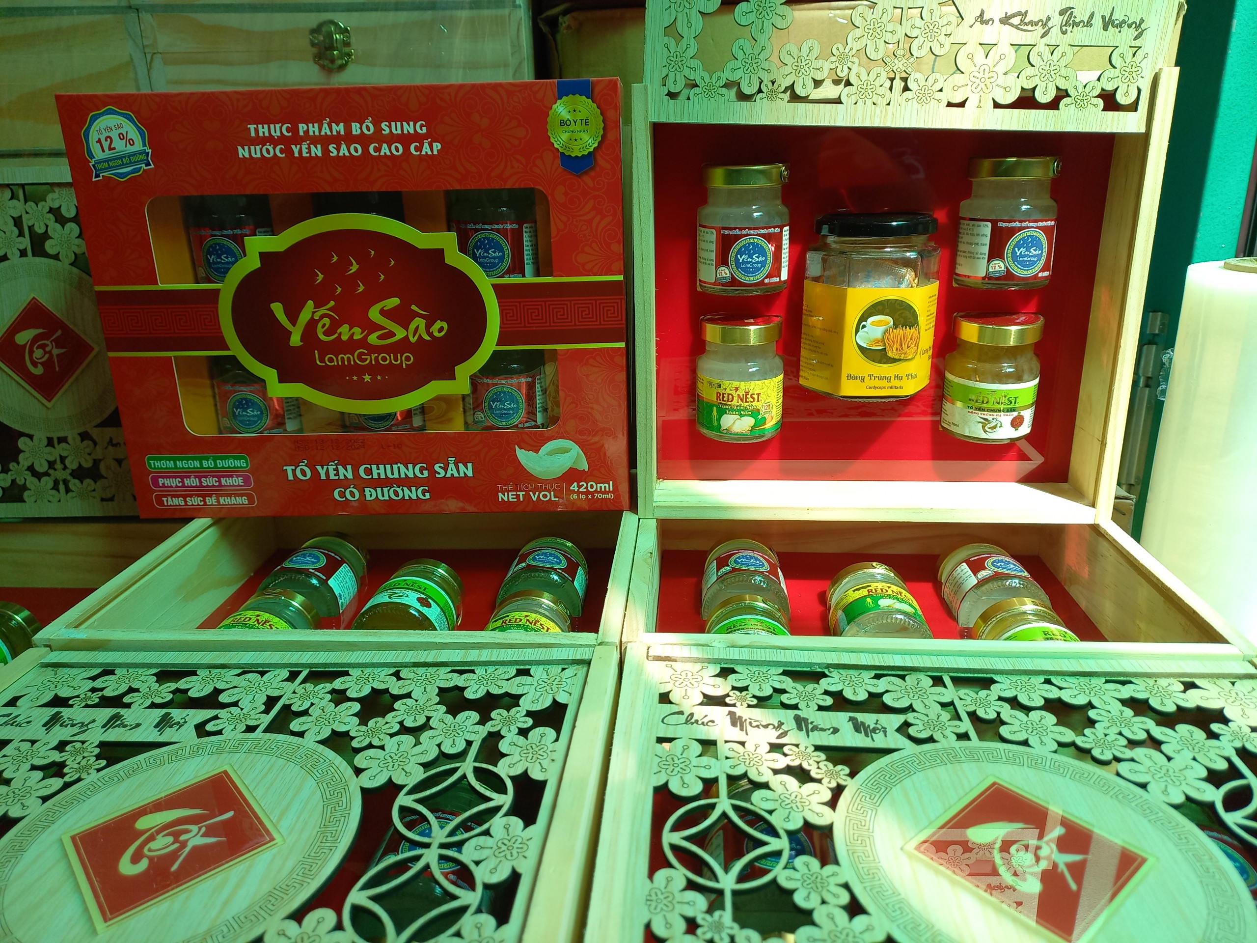 Bán sỉ giỏ quà Tết giáp thìn Bán sỉ giỏ quà Tết giáp thìn