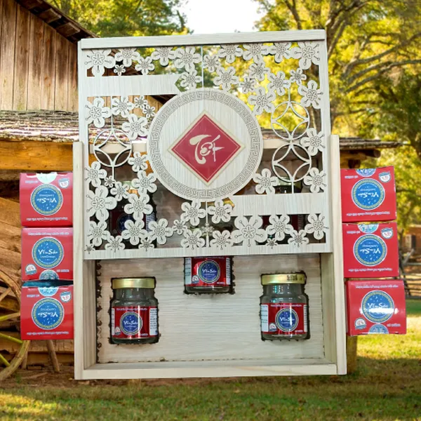 GIỎ QUÀ TẾT QUÝ MÃO 2023 NƯỚC YẾN SÀO SANG TRỌNG