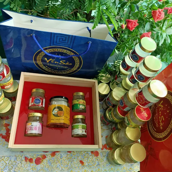 SÉT HỘP GIỎ QUÀ TẶNG TẾT NGYÊN ĐÁN QUÝ MÃO 2023