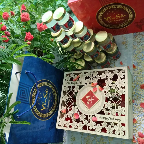 SET HỘP GỖ quà tặng TẾT 2024 Giáp Thìn - 5 lọ Nước yến sào