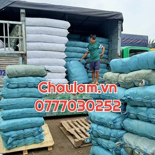 Nhà máy dệt sợi len kem ngà và muối tiêu trọng lượng từ 40g đến 100g theo yêu cầu xuất khẩu Nhà máy dệt sợi len kem ngà và muối tiêu trọng lượng từ 40g đến 100g theo yêu cầu xuất khẩu