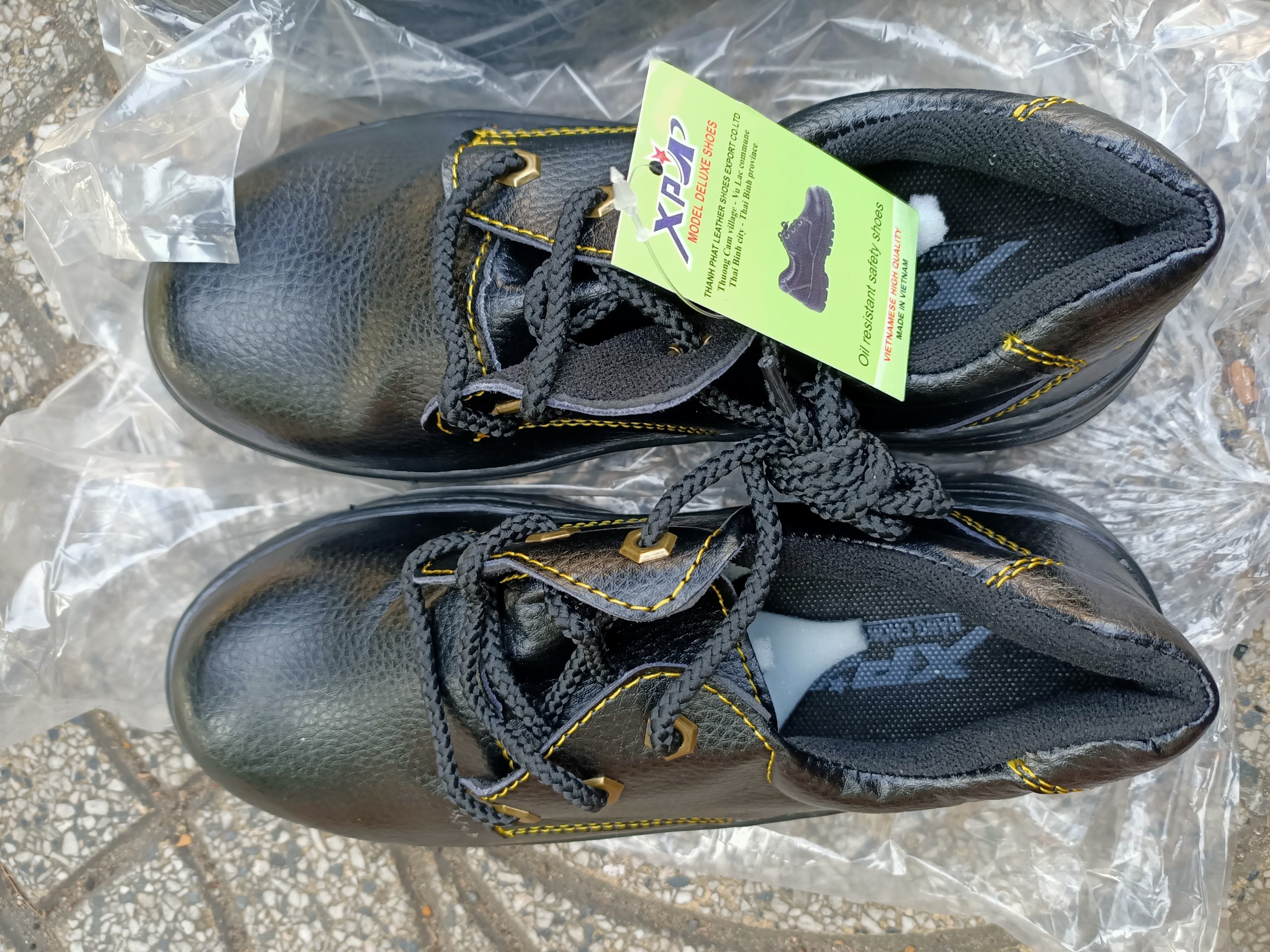 Xưởng sản xuất giày bảo hộ giá rẻ tại TP.HCM Xưởng sản xuất giày bảo hộ giá rẻ tại TP.HCM