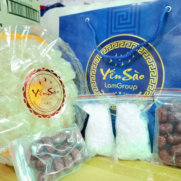 Hộp quà tặng TẾT 2023 QUÝ MÃO - Nước yến sào