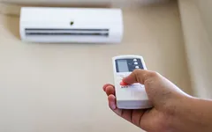 TẠI SAO NGỒI ĐIỀU HOÀ LẠI GÂY NHỨC XƯƠNG KHỚP?