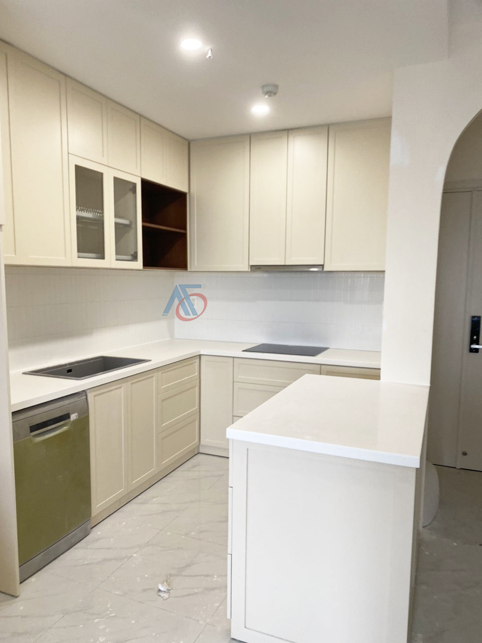 Solid Surface Stone P -105 PEAR WHITE