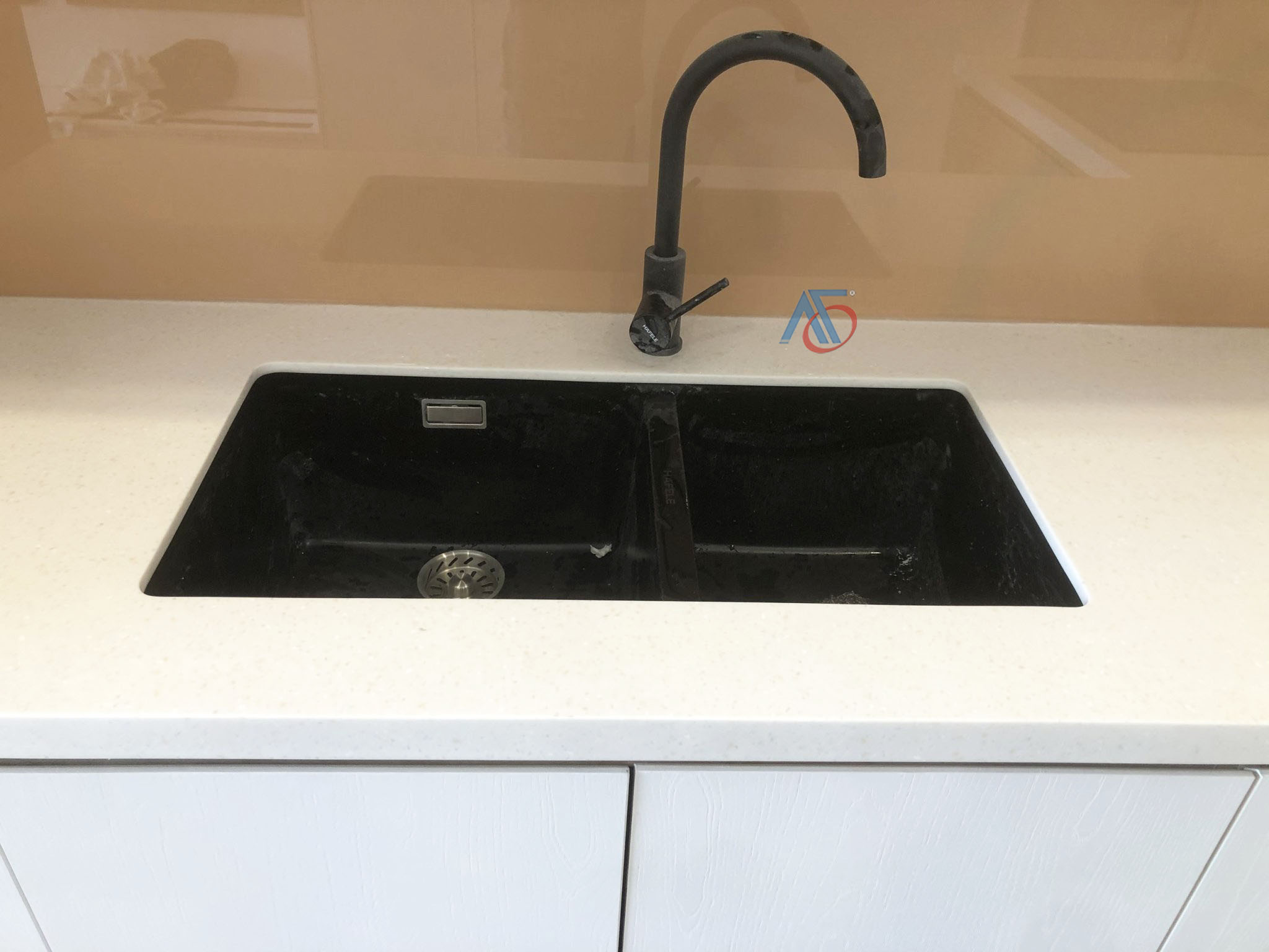 Solid Surface Stone C - 107 PRIMO